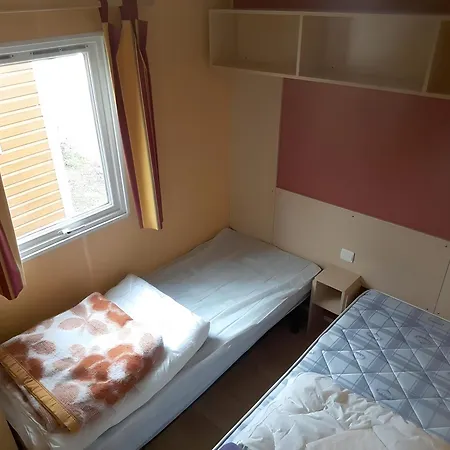 Mobilhome Frêne Avec Terrasse 4 P Hébergement de vacances