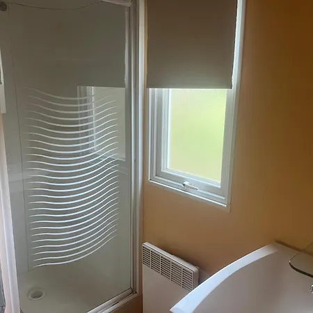 Mobilhome Frêne Avec Terrasse 4 P *