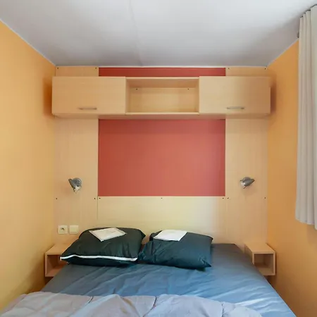 Hébergement de vacances Mobilhome Frêne Avec Terrasse 4 P Saint-Martial-de-Nabirat