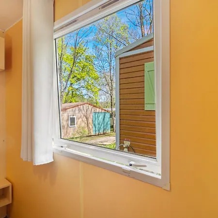Mobilhome Frêne Avec Terrasse 4 P *